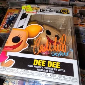 Dee Dee funko pop auto